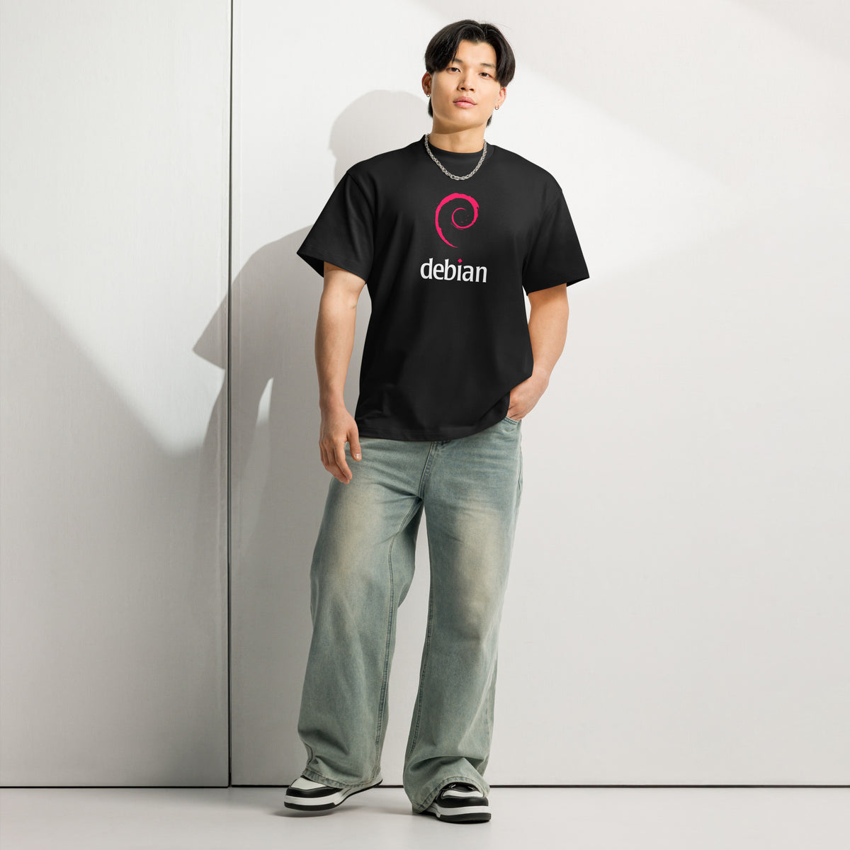 Linux Debian Classic Logo - Men’s box tee