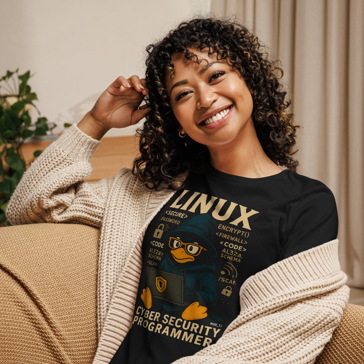 Linux Cyber Security Programmer - Women's Relaxed T-Shirt