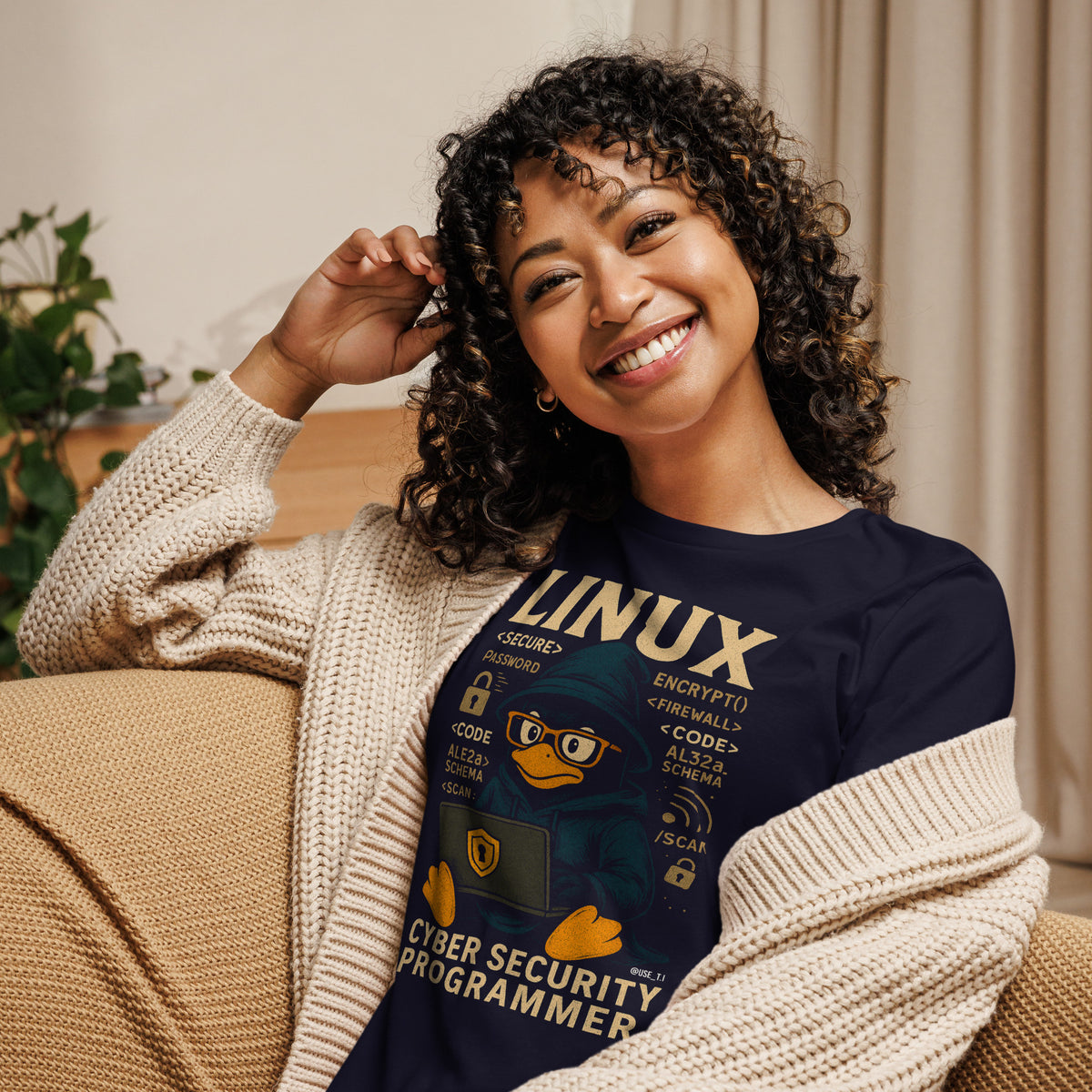 Linux Cyber Security Programmer - Women's Relaxed T-Shirt